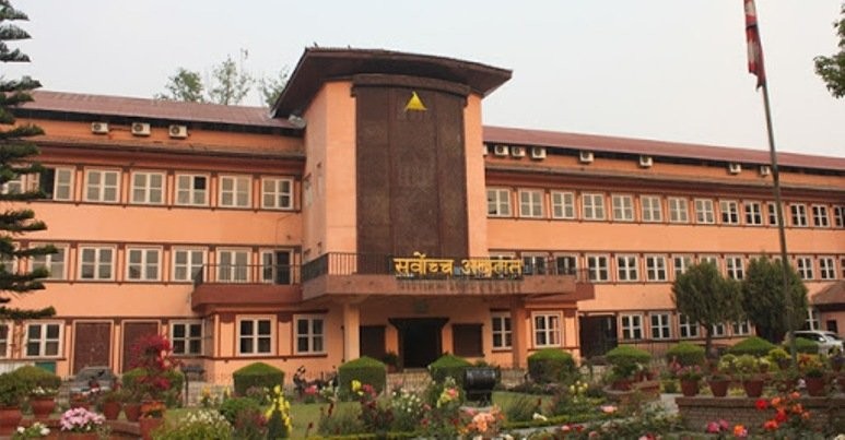 विद्युत् प्राधिकरणका दुवै रिट ‘हेर्दाहेर्दै’ मा
