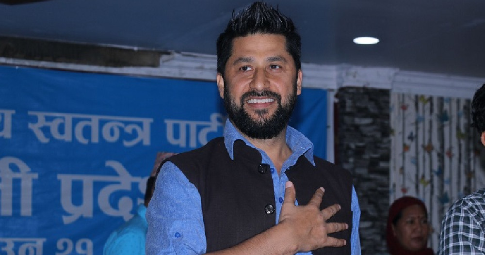 सांसद पद निलम्बन फुकुवा गर्न सभामुख घिमिरेसमक्ष लामिछानेको आग्रह