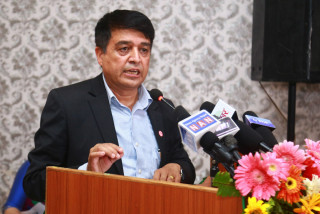 मुलुक बाहिर बसेर आर्जन गरेको ज्ञान, सीप र पुँजी नेपाल भित्र्याउन गैर आवासीय नेपालीलाई महासंघ अध्यक्ष ढकालको आग्रह