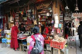 अर्थतन्त्रको चक्रलाई गतिशील बनाउने गतिविधि नभएकाले विज्ञ तथा उद्योगी व्यवसायीहरू चिन्तित
