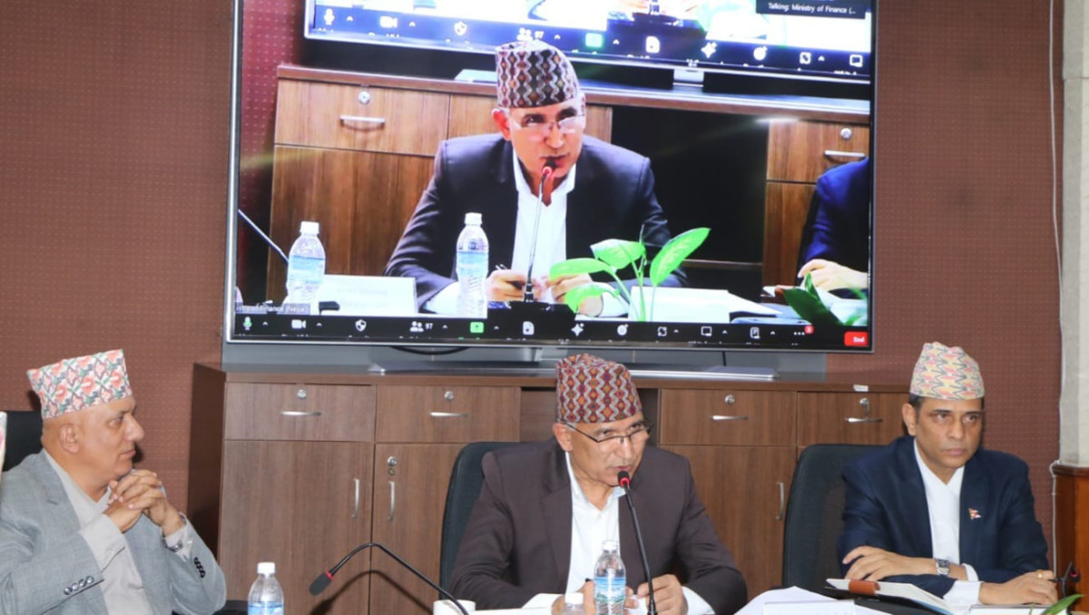 अर्थतन्त्रका सबल सूचकका जगमा कमजोर क्षेत्रहरु सुधार्न अर्थमन्त्रीको निर्देशन