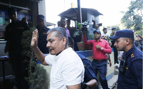 मेडिकल व्यवसायी दुर्गा  प्रसाईं  विरुद्ध जिल्ला अदालत काठमाडौँमा मुद्दा दायर