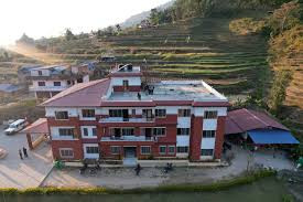 सडक निर्माणको जिम्मा लिएर निर्माण व्यावसायी सम्पर्कविहीन