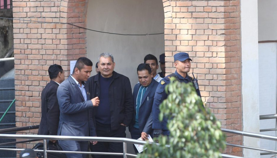 दुर्गा प्रसाईंलाई थप ३ दिन हिरासत राख्न अदालतको अनुमति