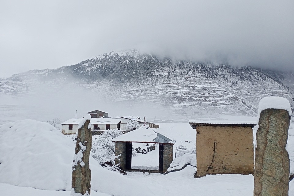 Snowfall at Pathivara