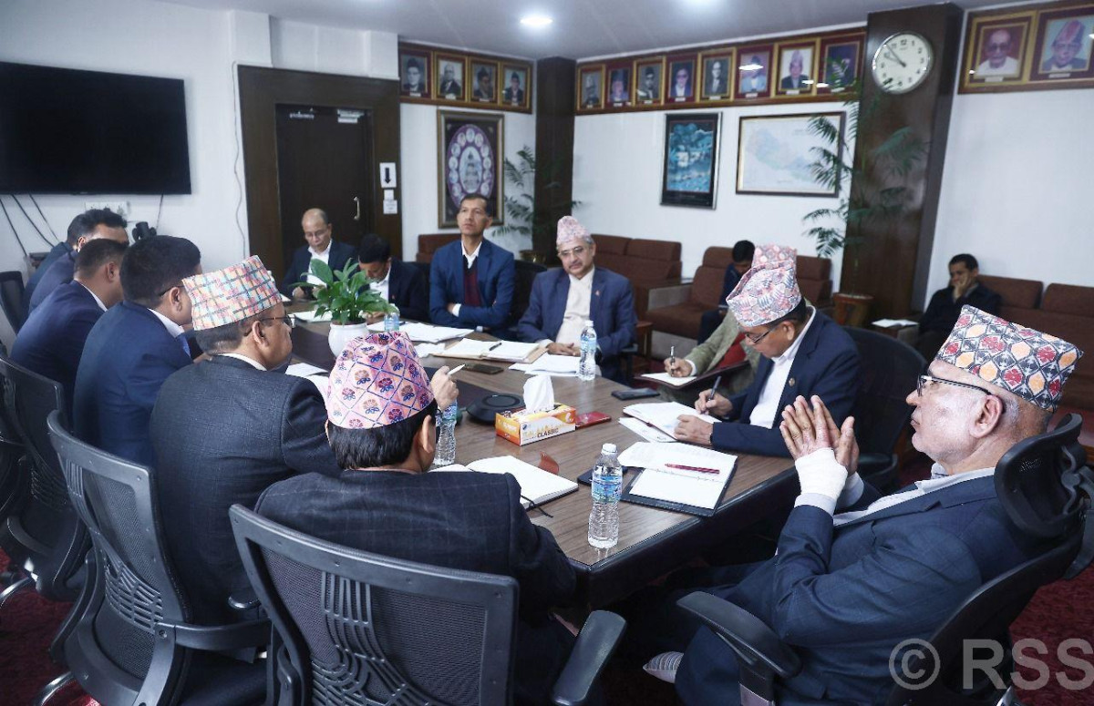 "आर्थिक वर्ष २०८२/८३ को बजेट निर्माण प्रक्रिया सुरु: अर्थमन्त्री पौडेलको प्रतिबद्धता र निर्देशन"